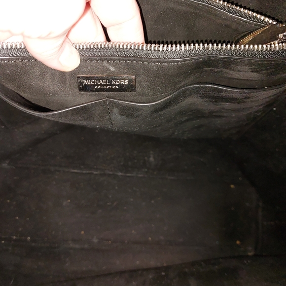 Michael Kors Collection Large Black Leather work satchel. - Picture 4 of 12